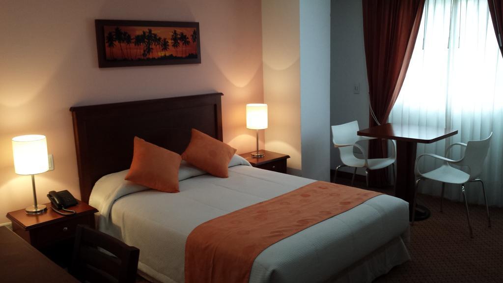 Blu Inn Hotel Bogota Ngoại thất bức ảnh
